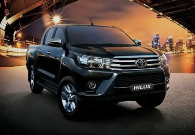 बजट में आई आम आदमी के Toyota Hilux SUV With Powerful Engine premium